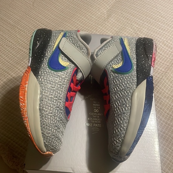 SOLD - Picture 3 of 4